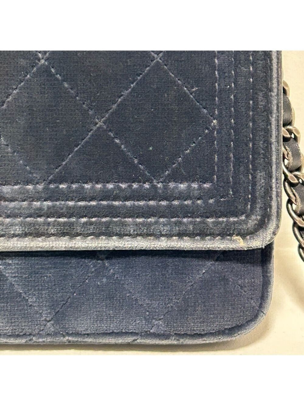Chanel Navy Boy Velvet WOC - Picture 12 of 15